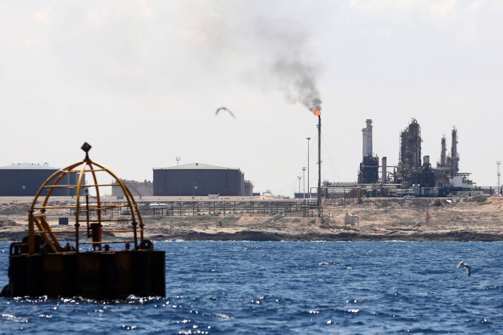Libya’s NOC halts oil production at 4 ports due to bad weather