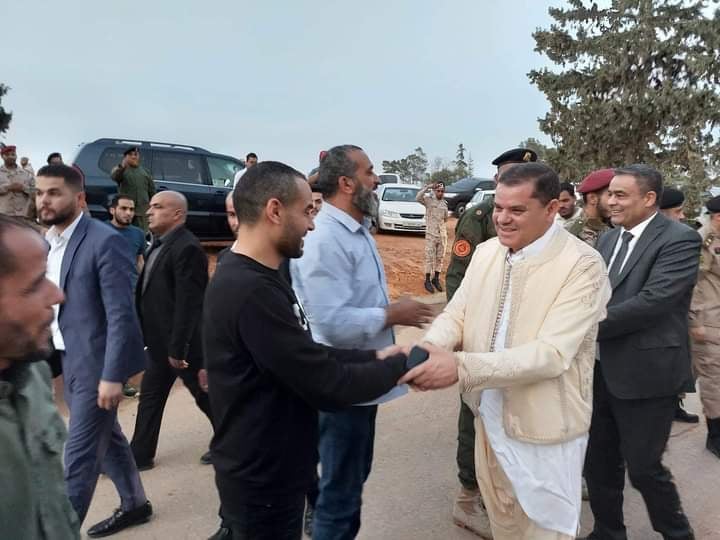 Militia leader hosts Dbeibeh during Iftar