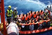 Nearly 300 rescued migrants to be disembarked in Sicily