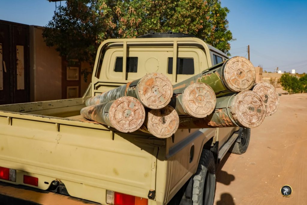 Libyan Army Raids Illegal Weapon Storage Sites in the South Libyan Army Raids Illegal Weapon Storage Sites in the South