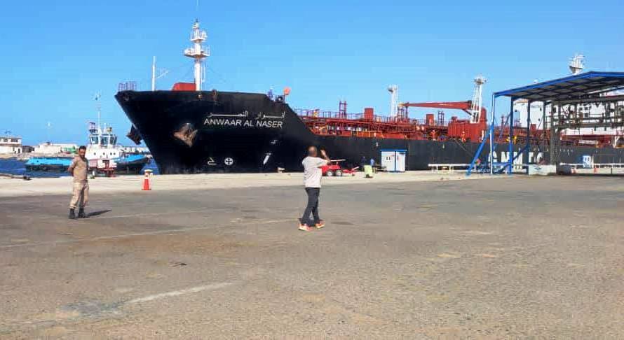 Fuel tankers enter Tripoli and Misrata ports amid Zawiya depot shutdown Anwar Al-Nasr