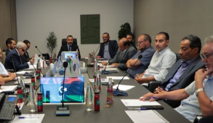 Communications discusses with sector companies in the East ways to improve services Communications discusses with sector companies in the East ways to improve services