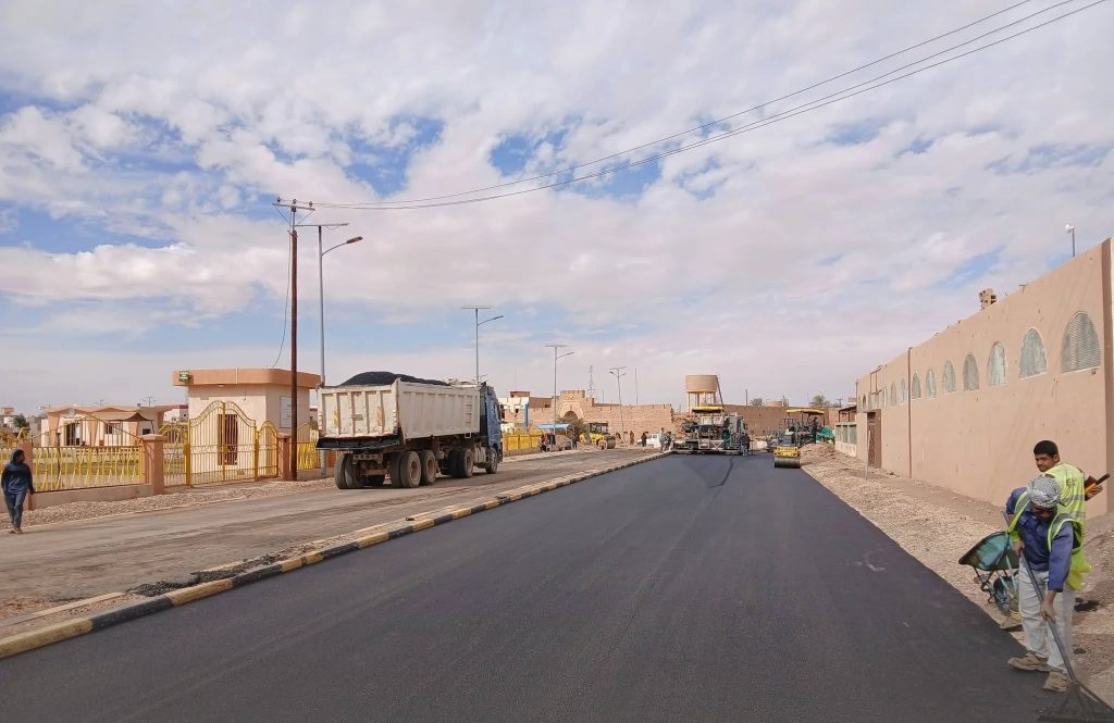 Arrival of the first section of the Awbari-Ghat Road project to Awbari Castle