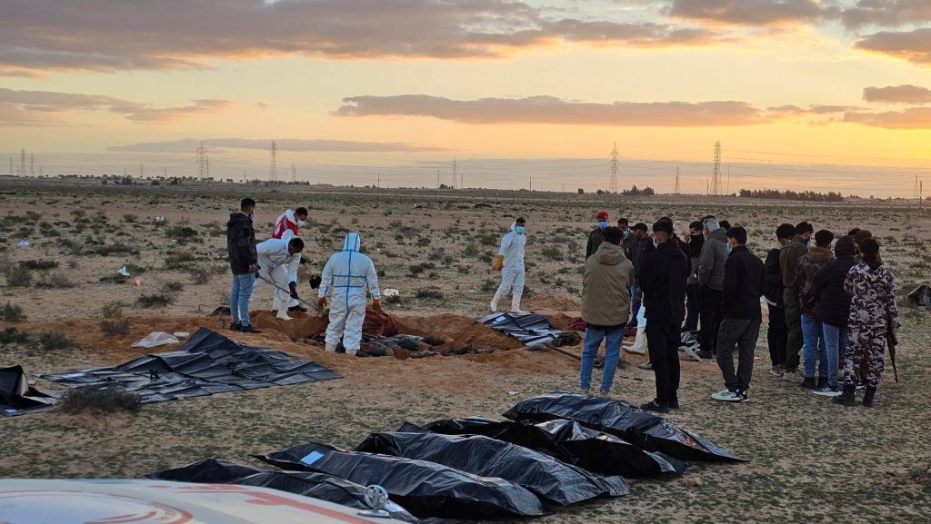 The Red Crescent Ajdabia branch recovers (21) bodies presumed to belong to illegal immigrants