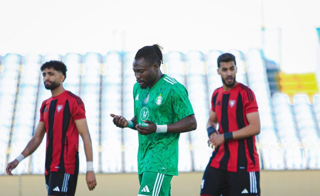 Five matches ignite the struggle for the top spot and survival in the Premier League