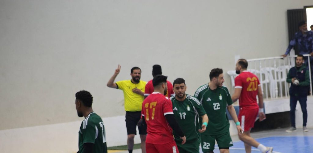 Strong clash between Libyan handball giants in the semifinals