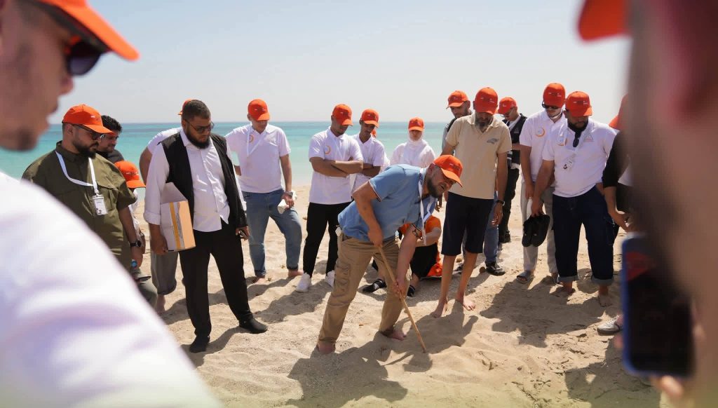 Participants in Rawafei 21 for Environment and Climate monitor sea turtle nesting sites and bird habitats in Sirte