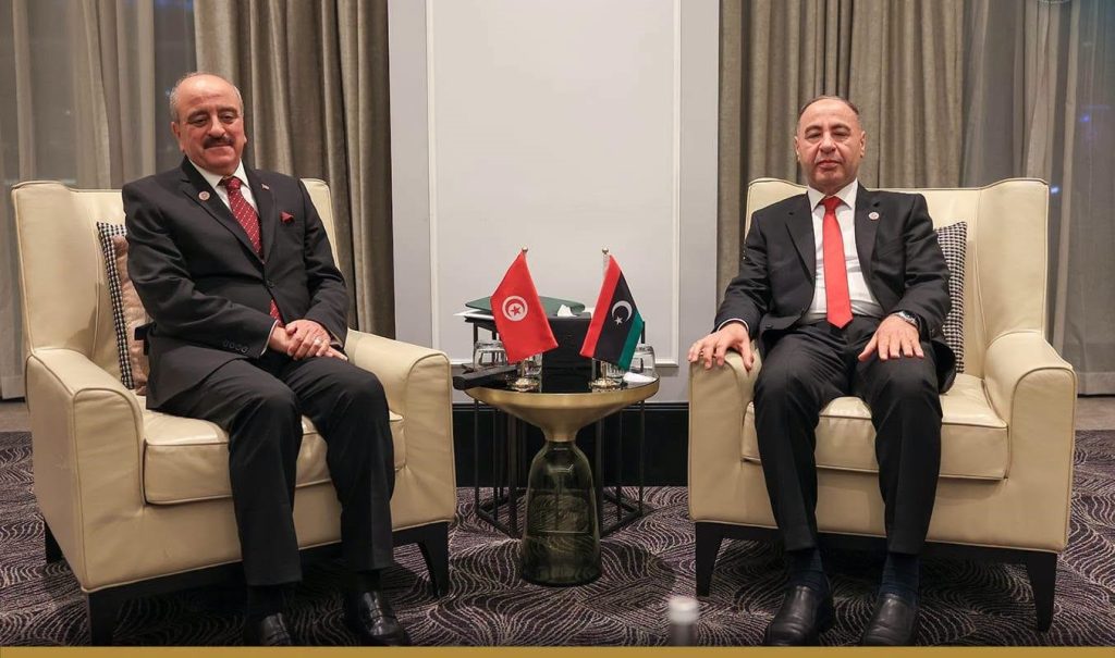Al-Baour and His Tunisian Counterpart Discuss Strengthening Bilateral Cooperation and Coordinating Arab Positions