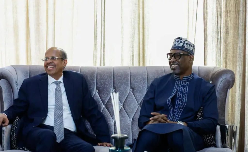 African Union Commission Chair begins official visit to Mali to strengthen dialogue with transitional authorities African Union Commission Chair begins official visit to Mali to strengthen dialogue with transitional authorities