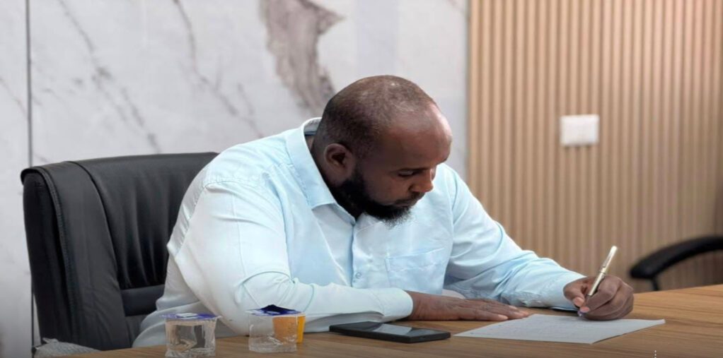 Murzuq Municipality and Social Council Discuss Accelerating Reconstruction Projects and Improving Services Murzuq Municipality and Social Council Discuss Accelerating Reconstruction Projects and Improving Services
