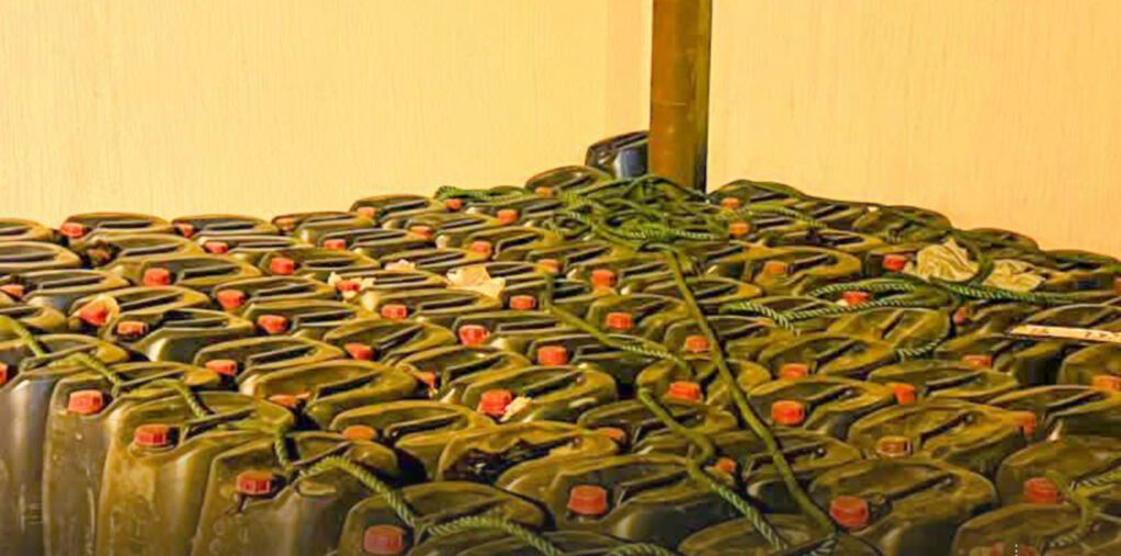 Seizure of 6,000 Liters of Gasoline in a Farm on the Awjila-Jalu Road Seizure of 6,000 Liters of Gasoline in a Farm on the Awjila-Jalu Road